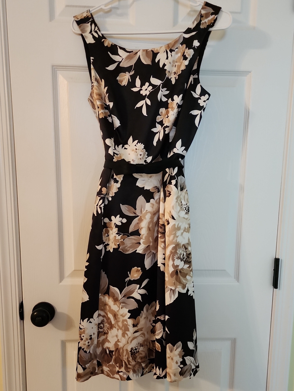 White House Black Market Black Floral Sleeveless Belted Dress